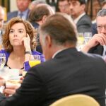 Soraya Sáenz de Santamría y Alberto Ruiz-Gallardón, ayer en Madrid