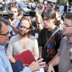 El president Mas dialogó con los vecinos de la Selva tras ser abucheado