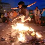 La noche más corta del año es celebrada en muchas partes de España