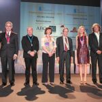 Cristóbal Gabarrón, junto con los galardonados de esta X edición