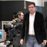 Óscar López, con rostro serio, antes del inicio del Comité Federal del PSOE, ayer en Madrid