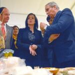Silvi Clemente, Cándido López y Telesforo San José, en la inaguración de la I Muestra de «Tierra de Sabor»