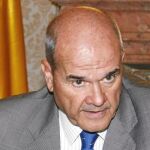 Chaves asegura estar «madurando» si se presenta o no a las elecciones generales