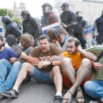 El jefe de los antidisturbios niega excesos en el desalojo del 27–M