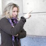La madre de Marta, Eva Casanueva, en el juzgado.