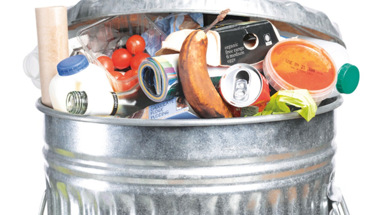 Trucos para evitar los malos olores en el cubo de la basura