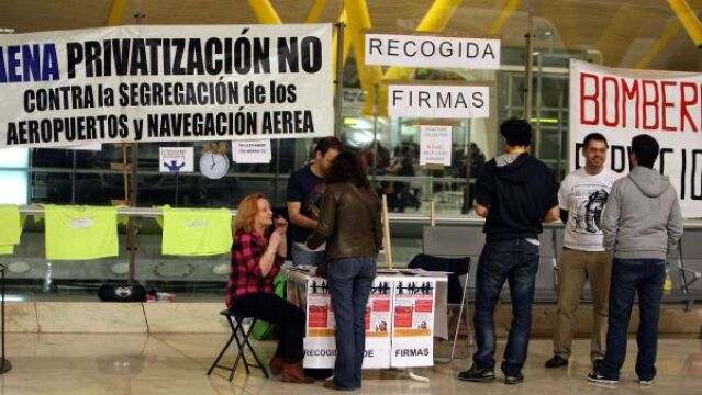 Manifestación contra la privatización de AENA