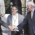 Los verificadores pactaron con Pla y Sorzábal su comunicado