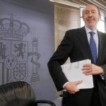 Rubalcaba insistió ayer en la rueda de prensa que «estamos en el fin de ETA»