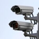 El Ayuntamiento ha instalado veinte cámaras, once para vigilar las entradas y nueve para las salidas
