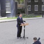 El primer ministro británico, David Cameron, compareció ayer ante los medios tras reunirse con su gabinete de criris