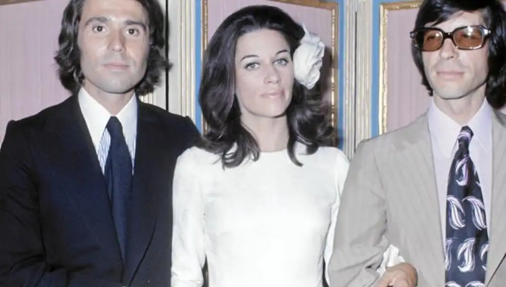 Paco Gordillo con Raphael y Natalia Figueroa, en su boda