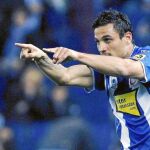 Osvaldo, la temporada pasada, celebrando un gol con el Espanyol