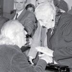 La Pasionaria presidió la Comisión que hizo el libro «Guerra y Revolución»