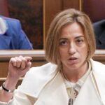 La ministra de Defensa, Carme Chacón, en el Congreso