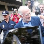 Con prisas. Según conversaciones, a Bautista le urgía el fin de SDAE