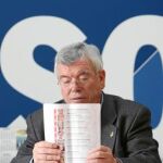 Pedro Castro hizo pública ayer la composición de su lista para Getafe. Su actual edil de Urbanismo cae del segundo al sexto puesto tras apoyar a Tomás Gómez en las primarias