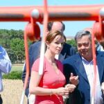 La consejera de Agricultura y Ganadería, Silvia Clemente, visita una explotación agraria de la provincia de Soria