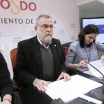 Antonio Rodrigo Torrijos, en el centro, imputado por el "caso Mercasevilla"