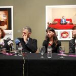 Beth Yarnelle Edwards, Ángel Campos, Ana Martí y Vanessa Pastor, durante la rueda de prensa