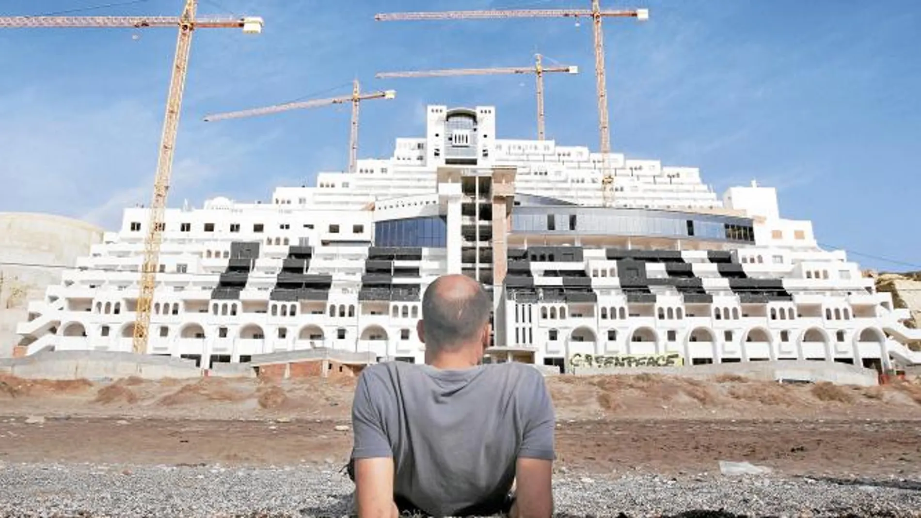Imagen de archivo del hotel ilegal de Algarrobico