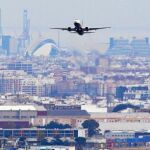El aeropuerto de Manises aumentó en febrero un 7,3 por ciento en número de pasajeros con respecto a 2010