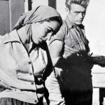 Elisabeth Taylor y Jeams Dean en una escena de «Gigante» (1956)