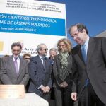 El presidente Juan Vicente Herrera, la ministra Cristina Garmendia, Miguel Alejo, Daniel Hernández y Sánchez Terán