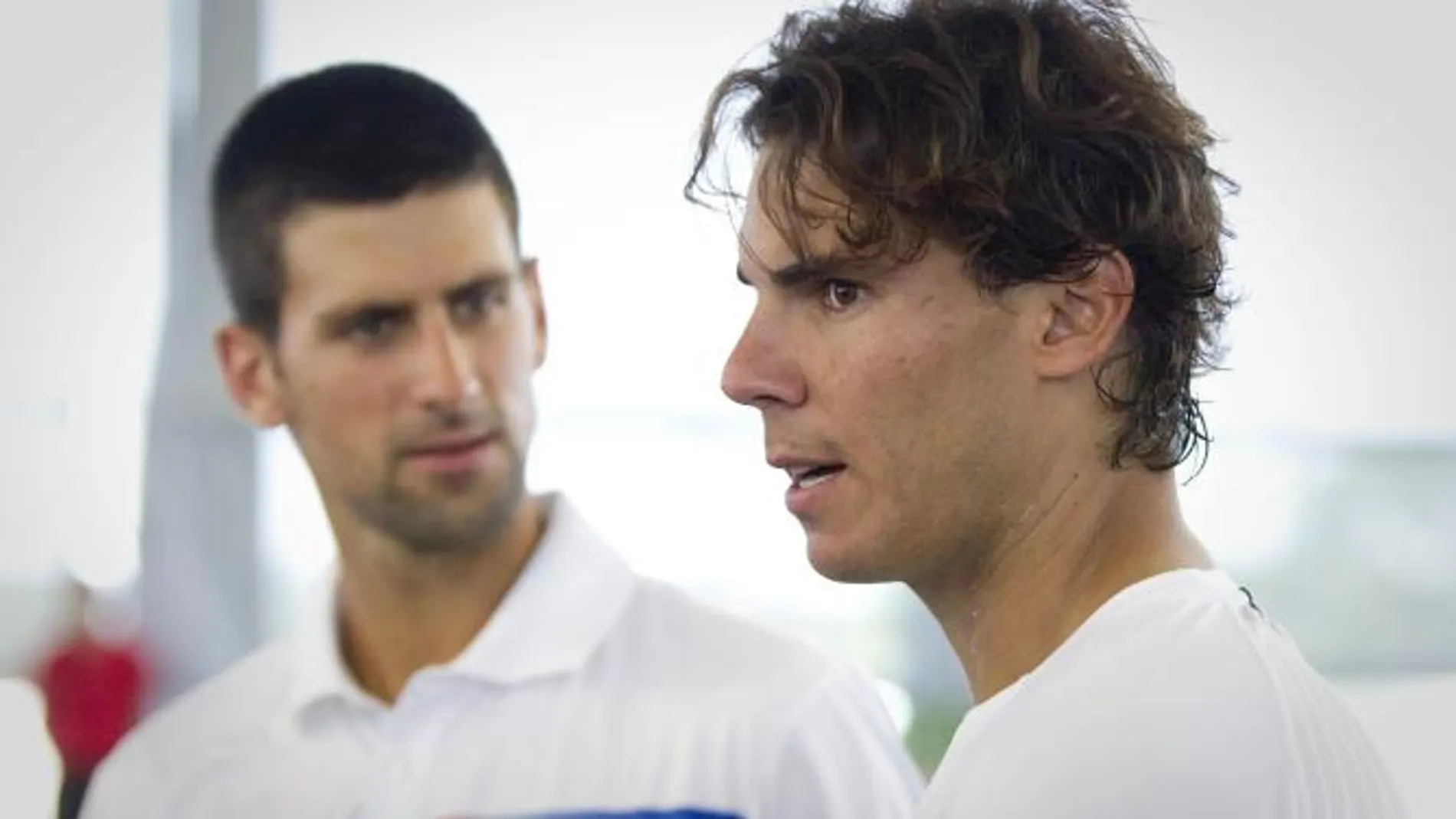 Nadal reduce diferencias con Djokovic al sumar los 500 puntos del Godó