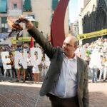 La Diada acaba con un «Adiós España» mientras los radicales queman una foto del Rey