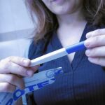 La tasa de fecundidad ha pasado de tres hijos por mujer en 1970, hasta 1,2 hijos a finales del siglo XX