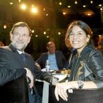 Marino Rajoy se reunió ayer en el Teatro Calderón con representantes del mundo del teatro, entre los que estaba la empresaria Blanca Marsillach