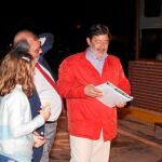 Francisco Javier Guerrero, a su salida de la cárcel, con su abogado y su hija