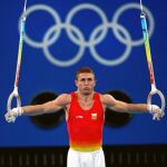 Isaac Botella / Gimnasta: «Pediré un autógrafo a Bolt»
