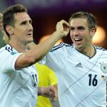 Alemania sofoca la rebelión (4-2)
