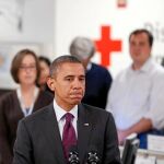El presidente siguió desde la Casa Blanca la gestión del huracán por parte del Gobierno y canceló la campaña