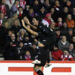 Un cañonazo de Topal puede con el Stoke City (0-1)
