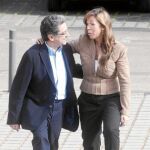 Alicia Sánchez-Camacho y Enric Millo ayer en Girona