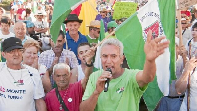 El portavoz del sindicato SAT, Diego Cañamero, asegura que seguirá «ejerciendo la vida sindical» tras la nueva detención