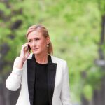 Cristina Cifuentes: «El PSOE apoya al 15-M como a todo lo que suponga ir contra el Gobierno»