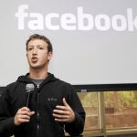 Zuckerberg se blinda en Facebook ante la Bolsa