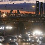 Cada puente, en el que muchos abandonan las grandes ciudades, supone un coste de 4.830 millones