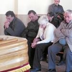 Juana no ha querido enterrar a su hijo, «prefiero que viaje con el viento o por el mar», afirmó
