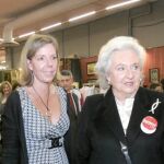 Doña Pilar y Simoneta irán a los Juegos por Jesús Mariñas
