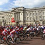 CICLISMO: El kazajo Vinokourov medalla de oro en ciclismo en ruta