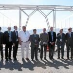 Foto de familia de Valcárcel, en la inauguración de la planta de energía termosolar «Puerto Errado 2»
