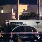 Vivienda de la Línea de la Concepción en la que la Policía ha localizado explosivos