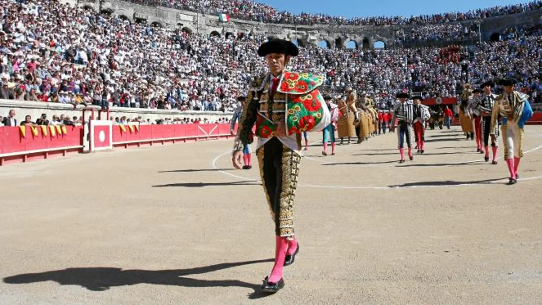 El Coliseo de Nimes, atestado de aficionados durante la encerrona de José Tomás del pasado domingo
