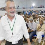 Lecciones de Griñán a Rubalcaba con Chacón en la primera fila de invitados