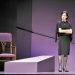 Una de las escenas de la obra teatral «Cinco horas con Mario», de la novela del escritor Miguel Delibes
